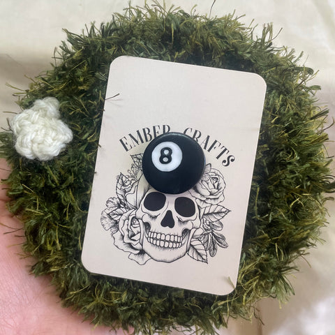 8 BALL -- Clay Pin