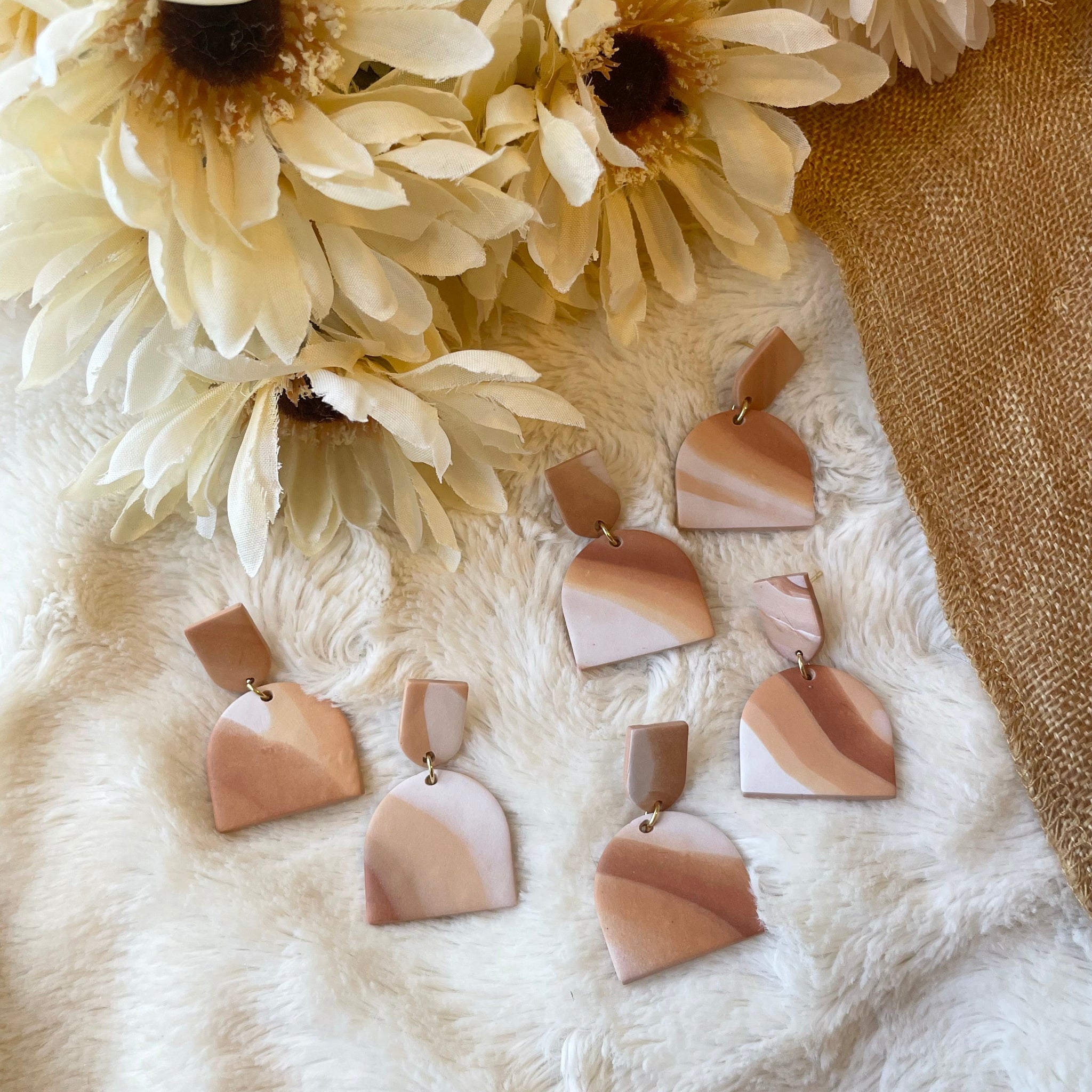 Warm Geode Simple Arches